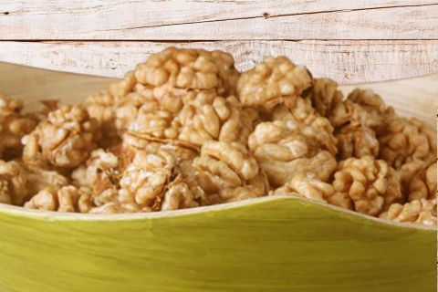Akhrot / Walnut